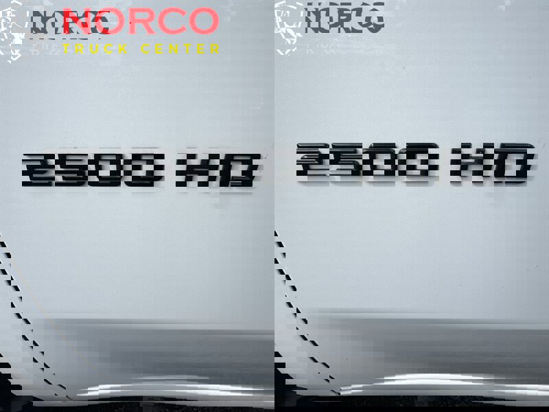 Used 2022 Chevrolet Silverado 2500 Custom w/ Custom Convenience Package image 12