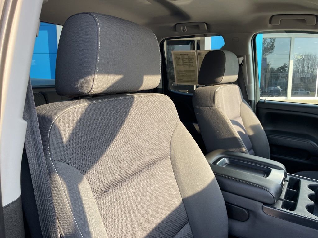 Used 2019 Chevrolet Silverado 1500 LT image 24