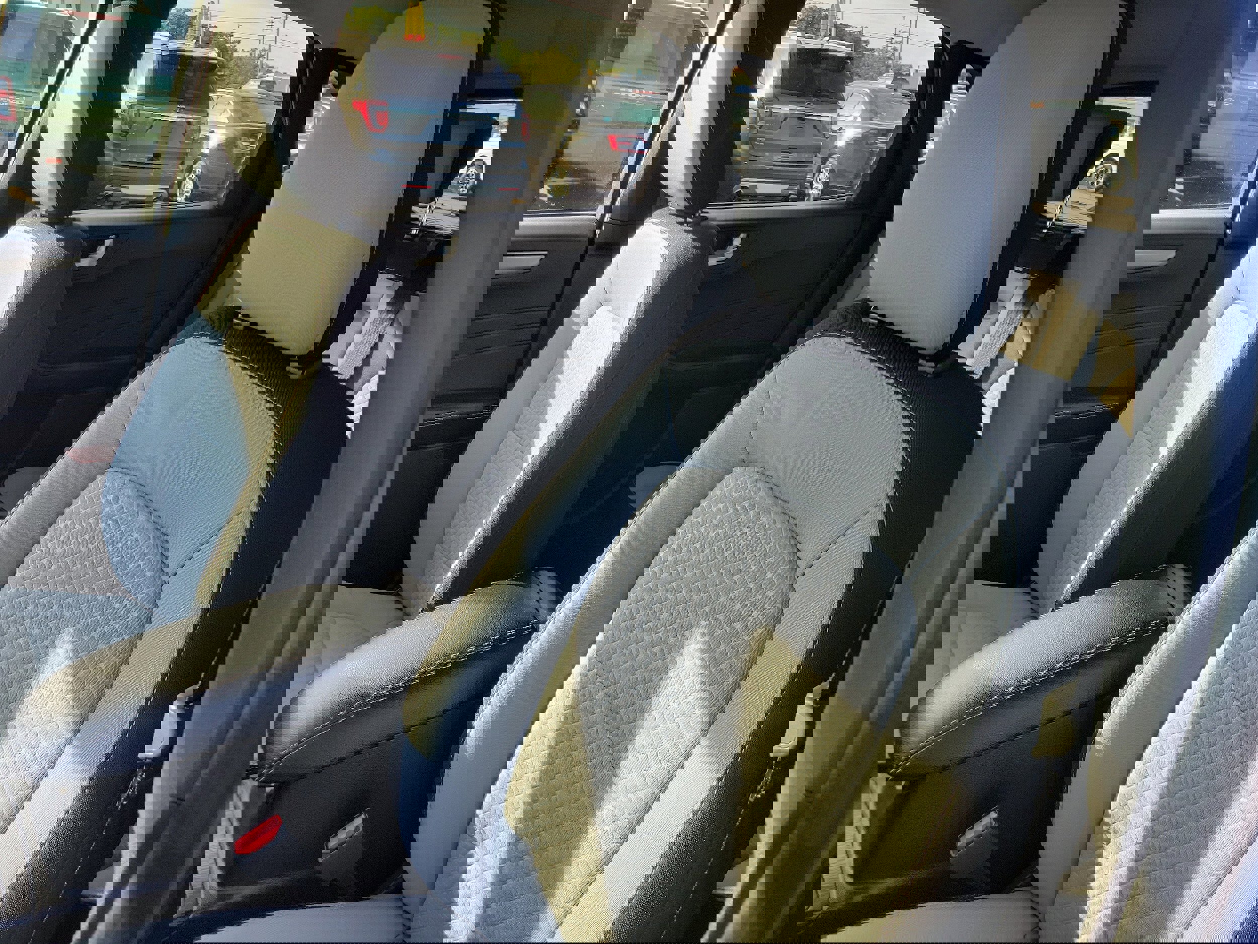 Used 2023 Ford Escape Active w/ Tech Pack #2 image 19