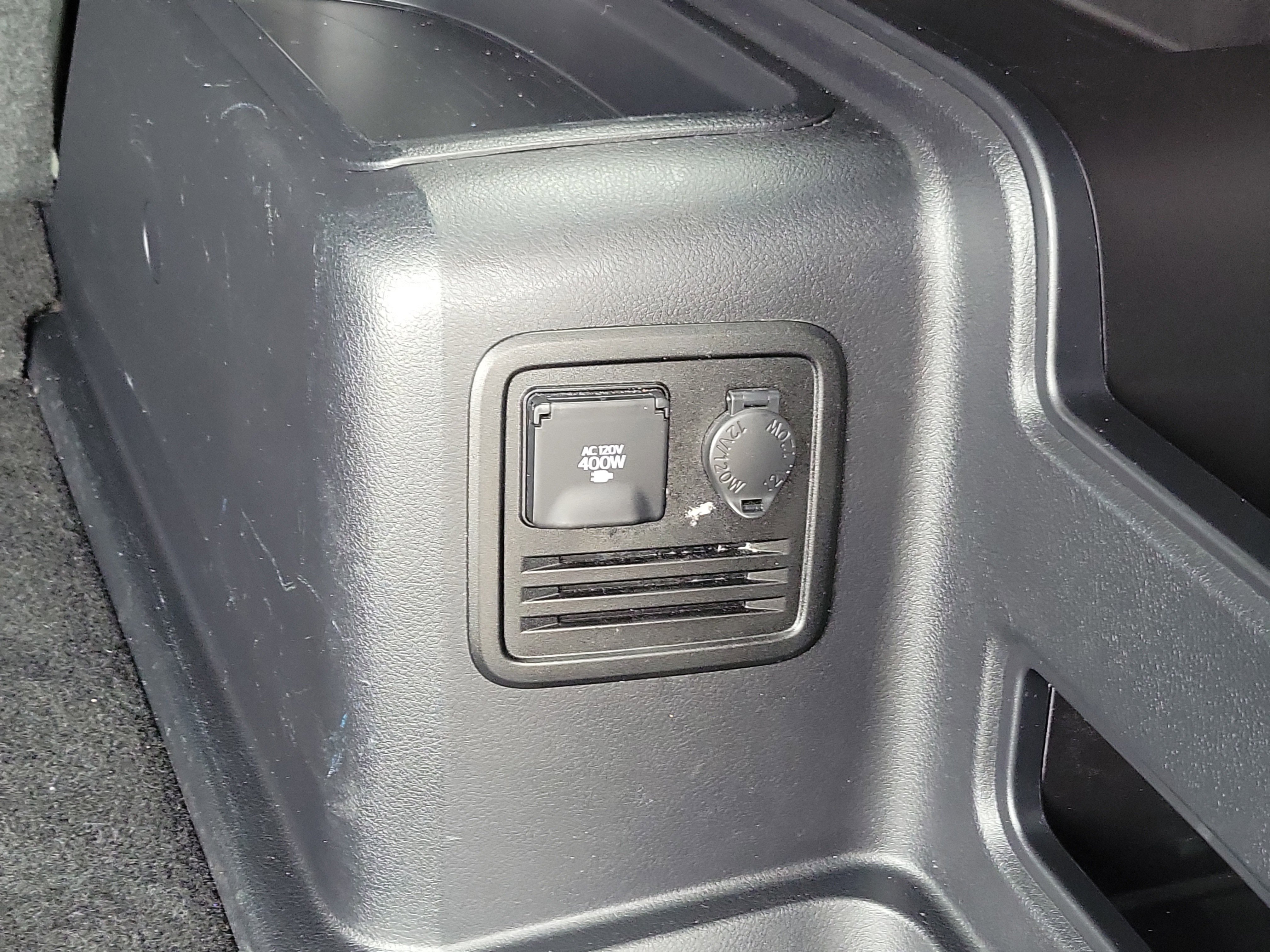 Certified 2024 Toyota 4Runner SR5 image 10