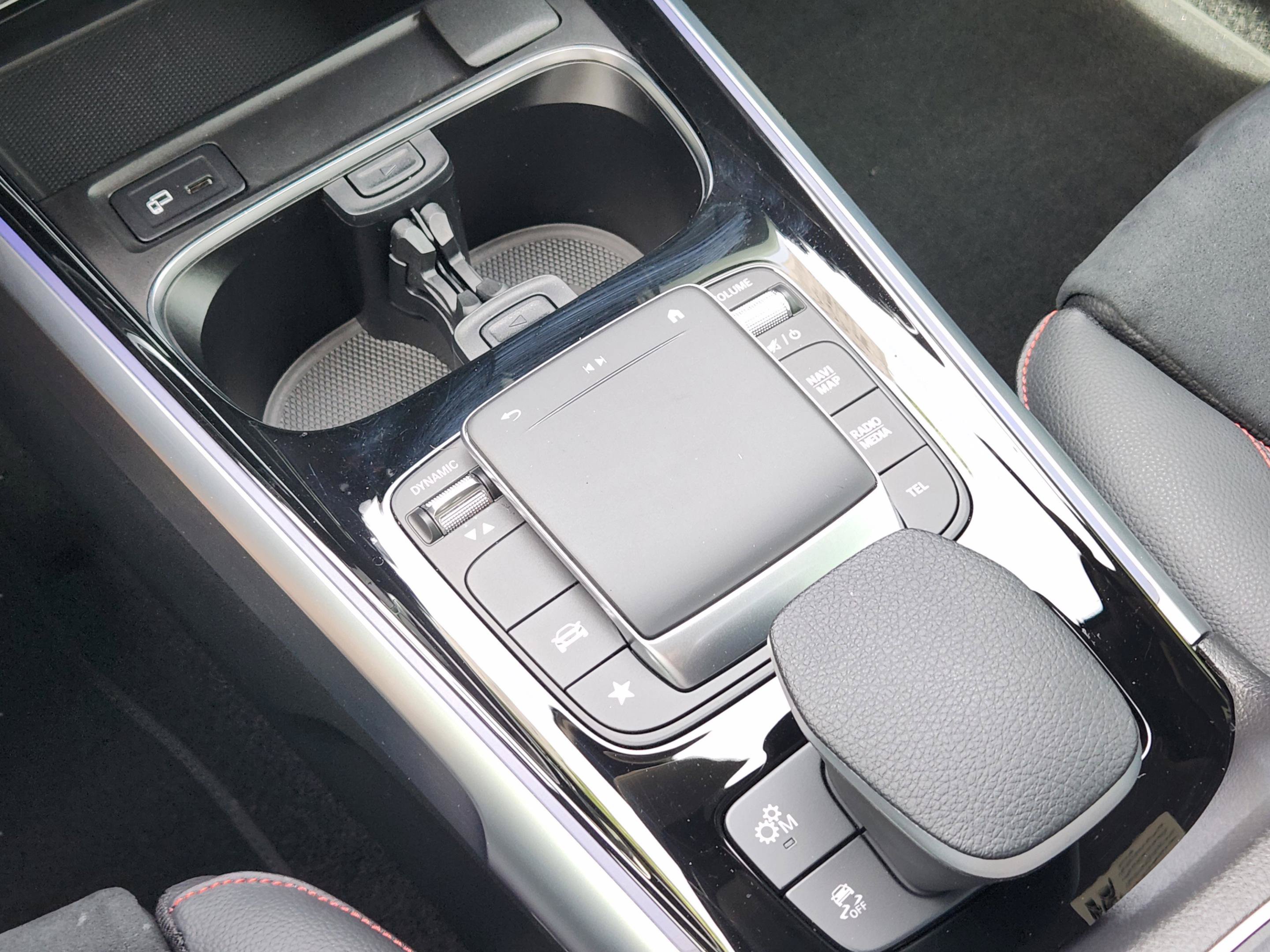 Used 2023 Mercedes-Benz GLB 35 AMG 4MATIC image 13
