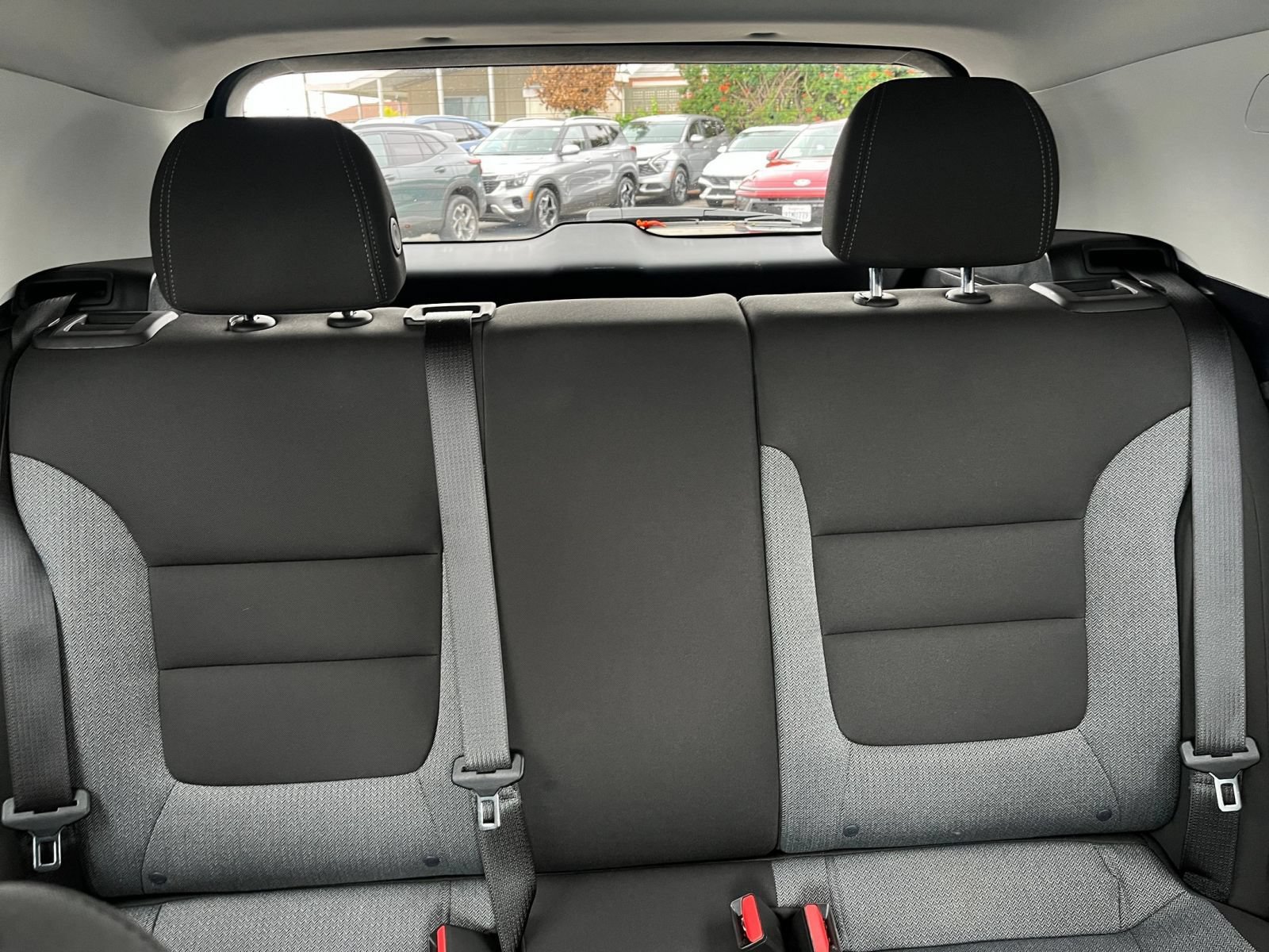 Used 2025 Chevrolet TrailBlazer LT FWD image 39