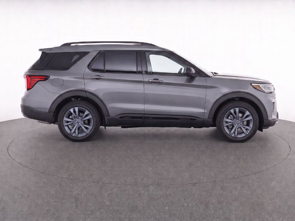 New 2026 Ford Explorer Active w/ Active Comfort Package AWD/4WD image 8
