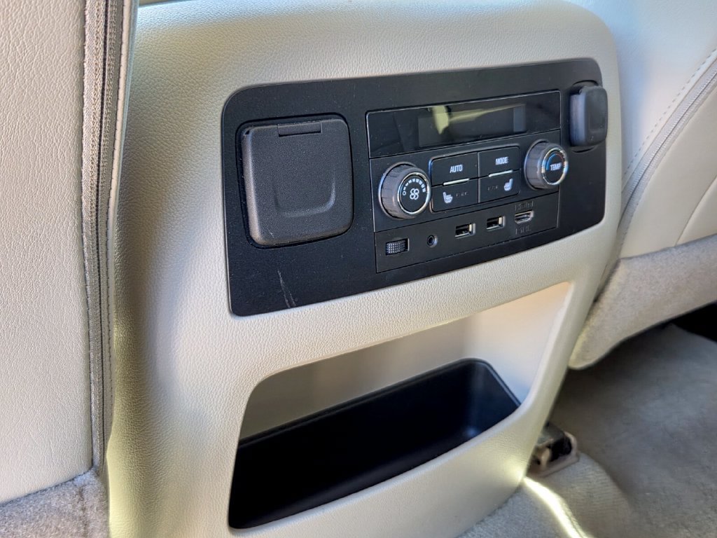 Used 2019 GMC Yukon XL Denali w/ Open Road Package RWD image 15