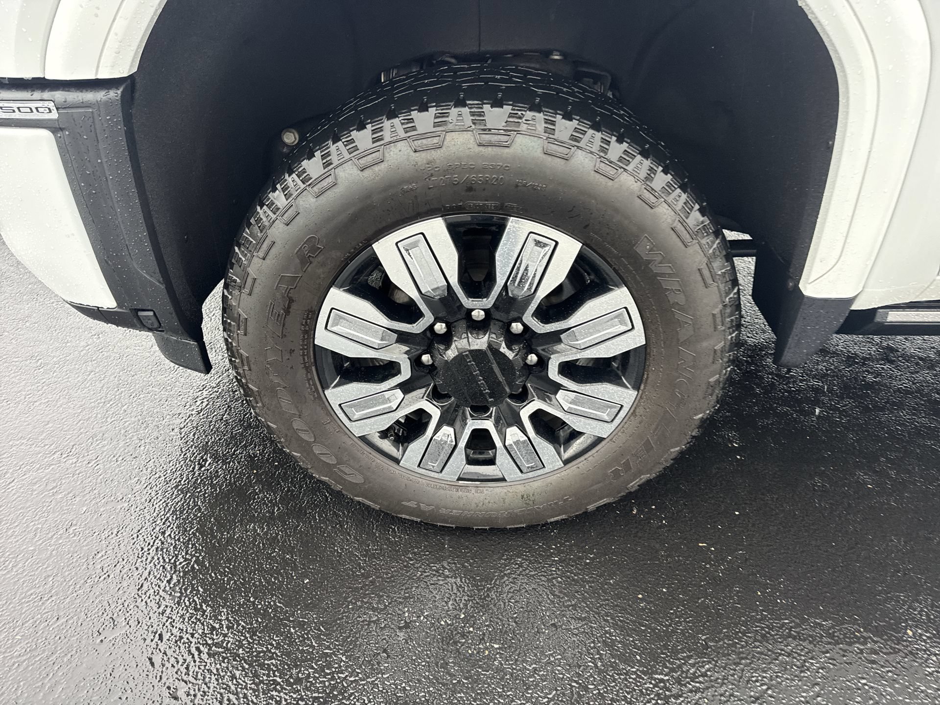 Certified 2025 GMC Sierra 3500 Denali w/ Denali Reserve Package AWD/4WD image 10
