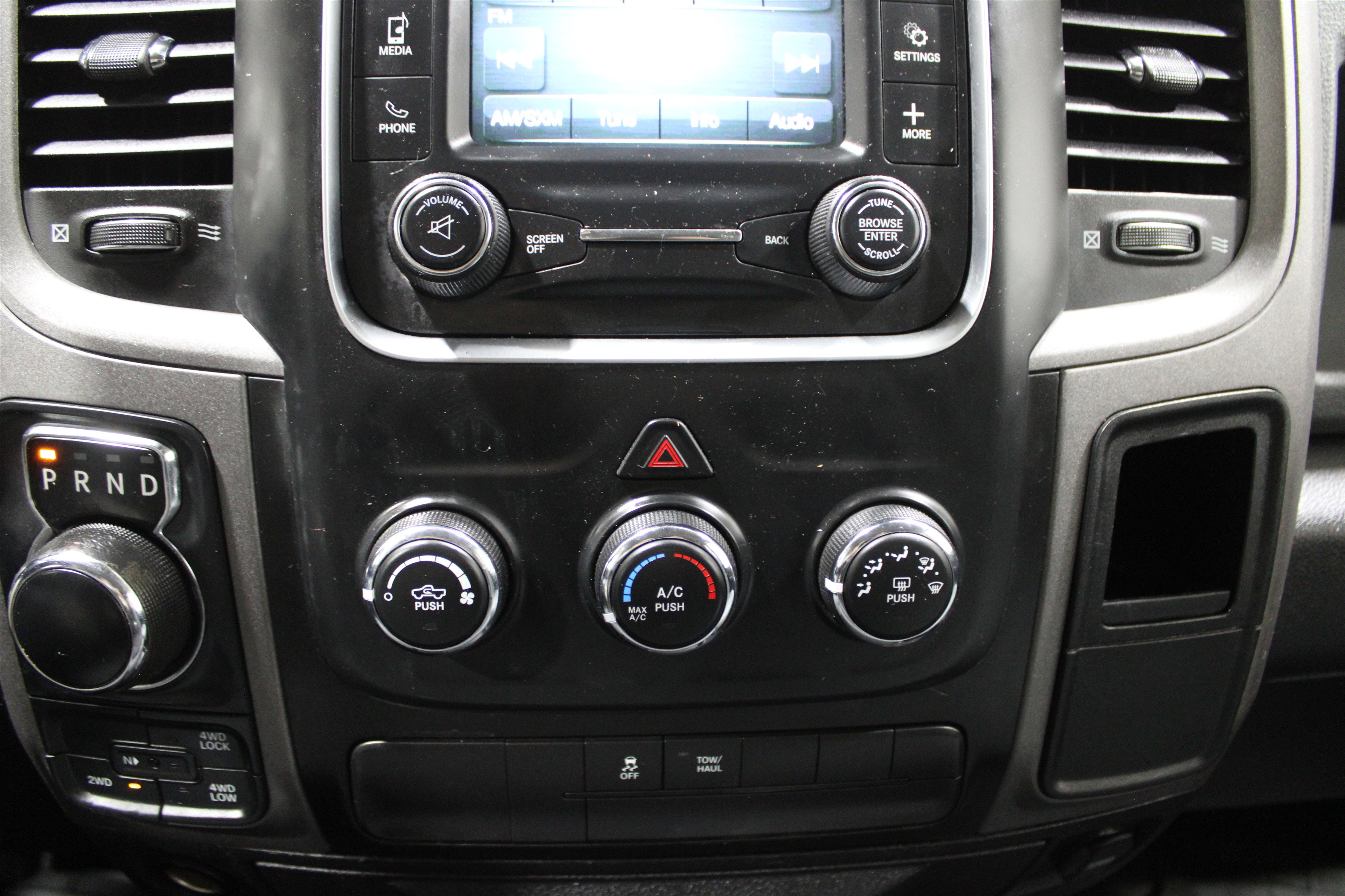 Used 2017 RAM 1500 Express w/ Express Value Package image 19