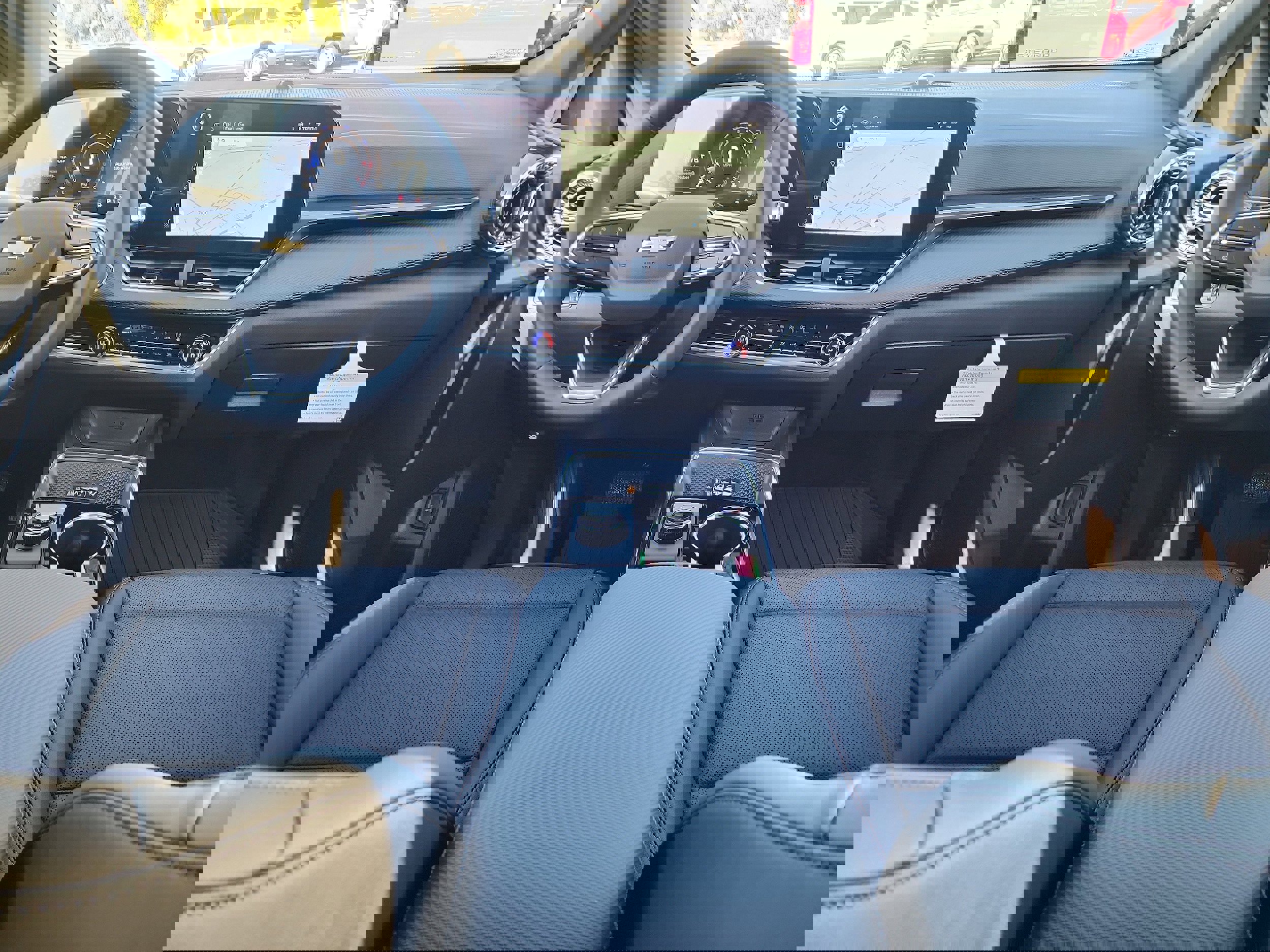 New 2026 Chevrolet Equinox LT image 12