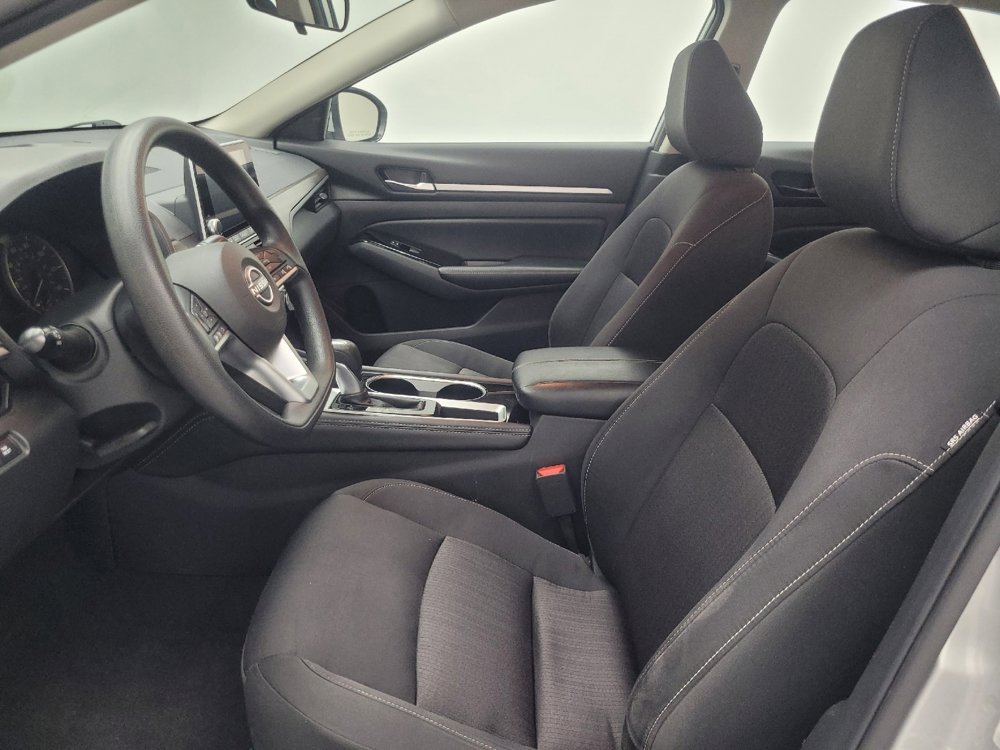 Used 2023 Nissan Altima 2.5 SV image 17