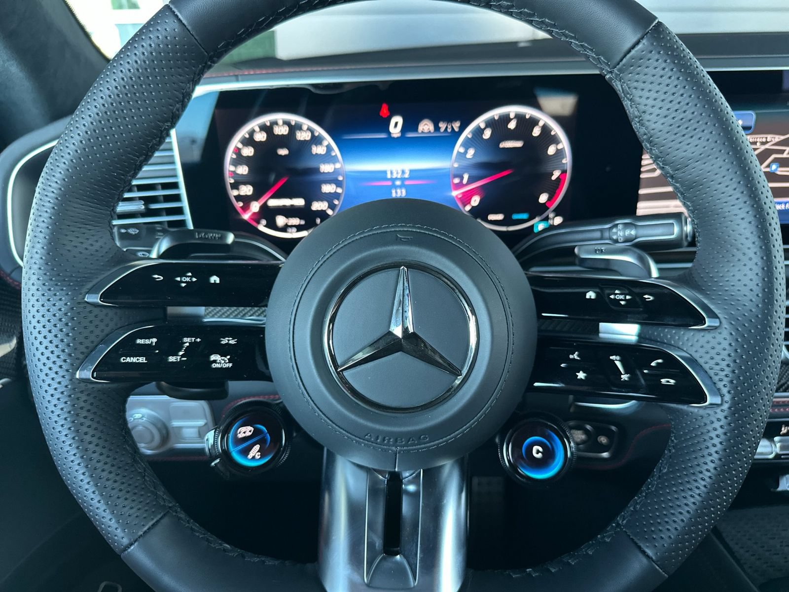 New 2026 Mercedes-Benz GLE 63 AMG S image 26