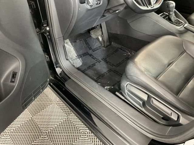 Used 2016 Volkswagen Jetta SEL w/ Lighting Package FWD image 15