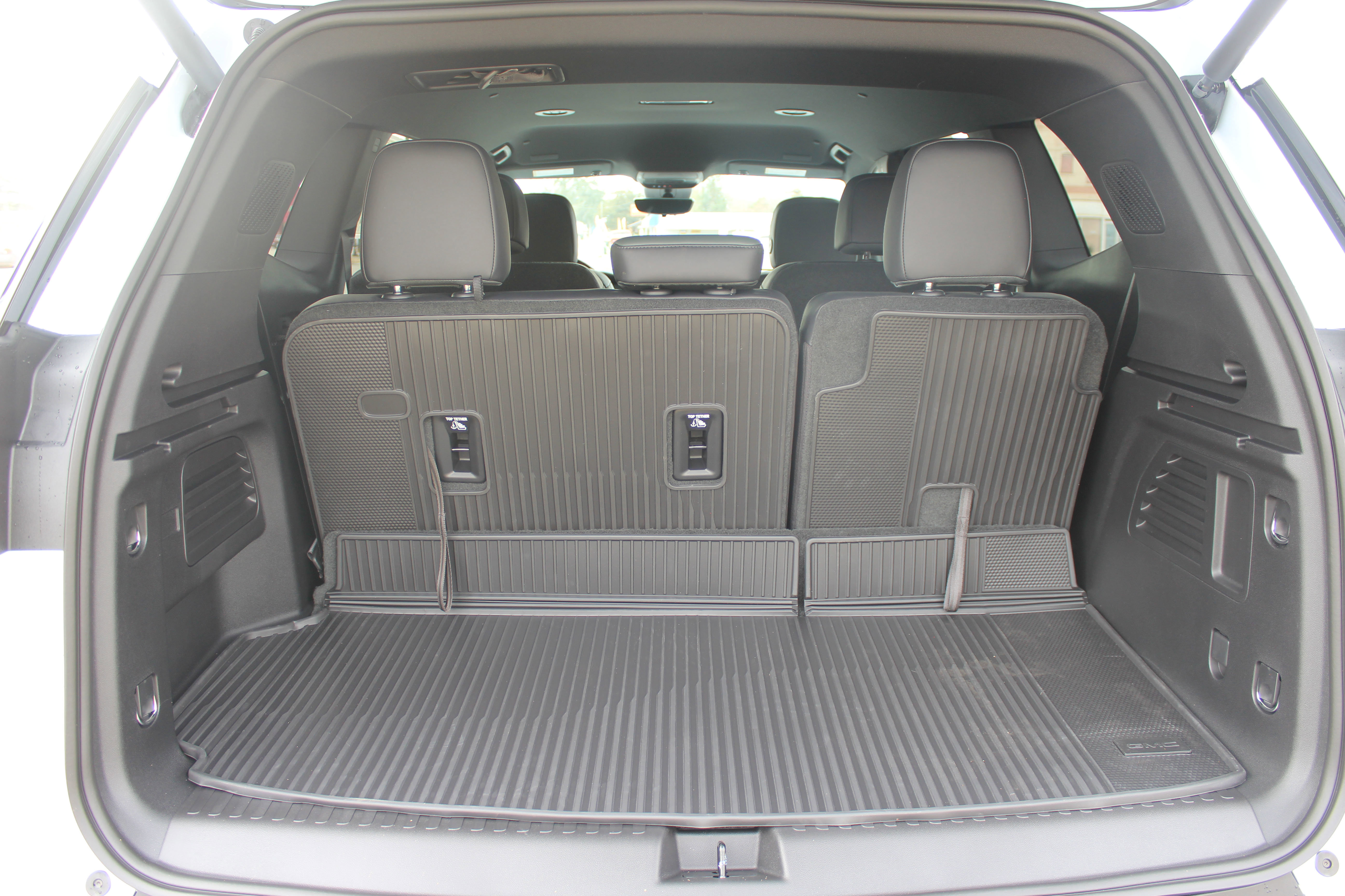 New 2026 GMC Acadia AT4 image 7