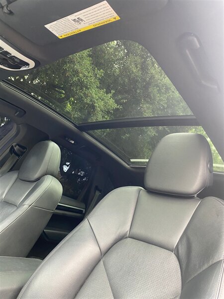 Used 2012 Porsche Cayenne AWD/4WD image 25