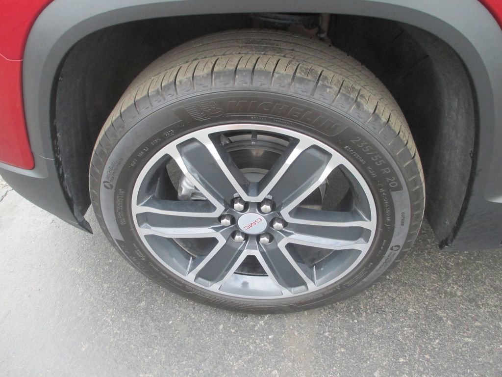 Used 2023 GMC Acadia SLT w/ Technology Package AWD/4WD image 15