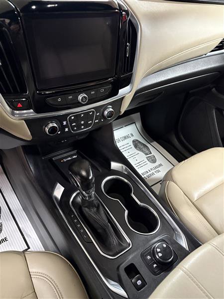 Used 2022 Chevrolet Traverse LT AWD/4WD image 11