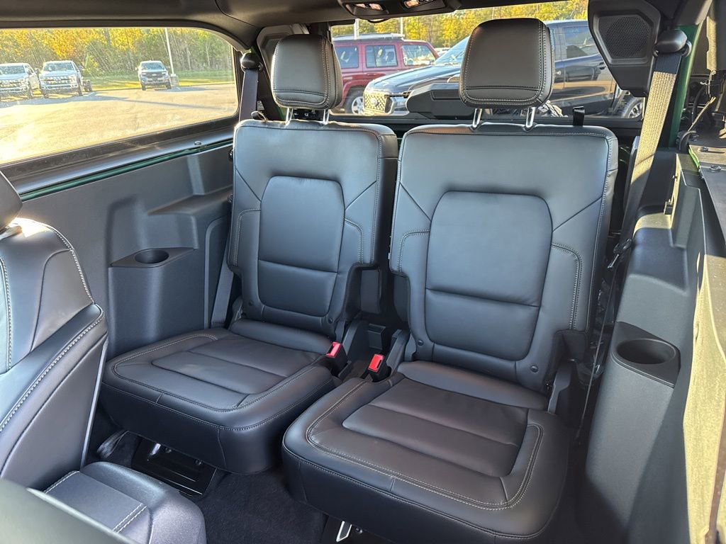 New 2025 Ford Bronco Badlands image 13