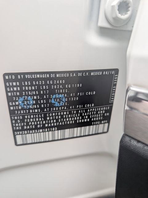 Used 2018 Volkswagen Tiguan SE w/ 3rd Row Seat Package image 22