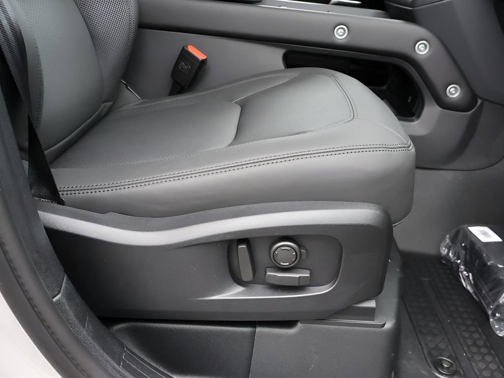 New 2026 Land Rover Defender 110 S image 11