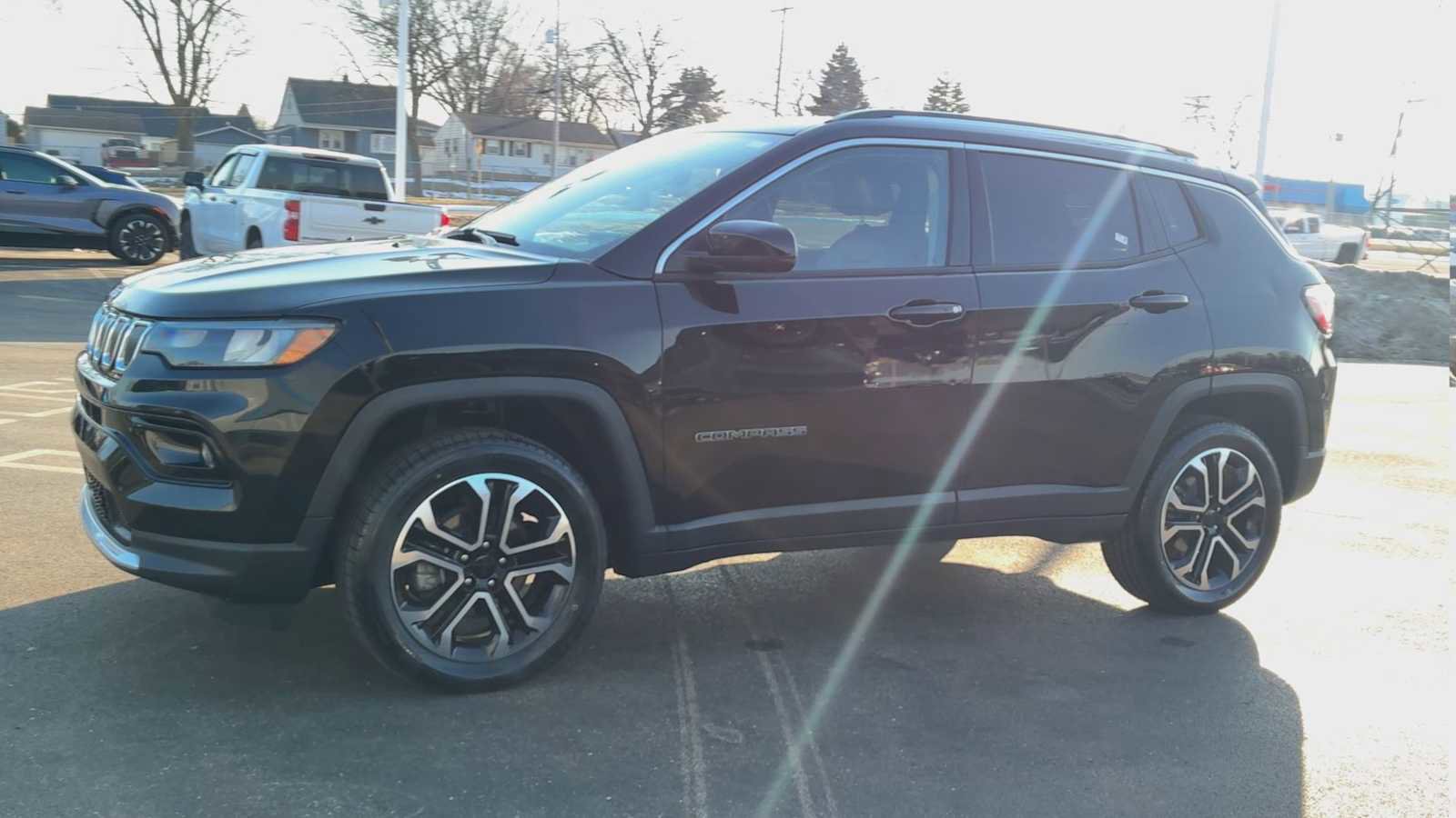 Used 2022 Jeep Compass Limited w/ Sun and Sound Group image 6