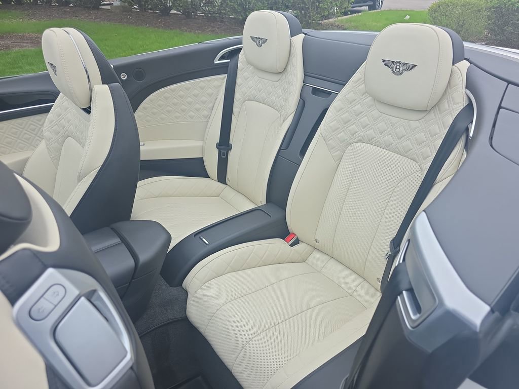 Used 2020 Bentley Continental GT image 45