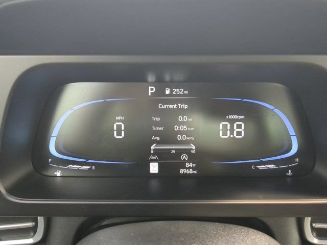 Used 2025 Hyundai Elantra SE FWD image 23