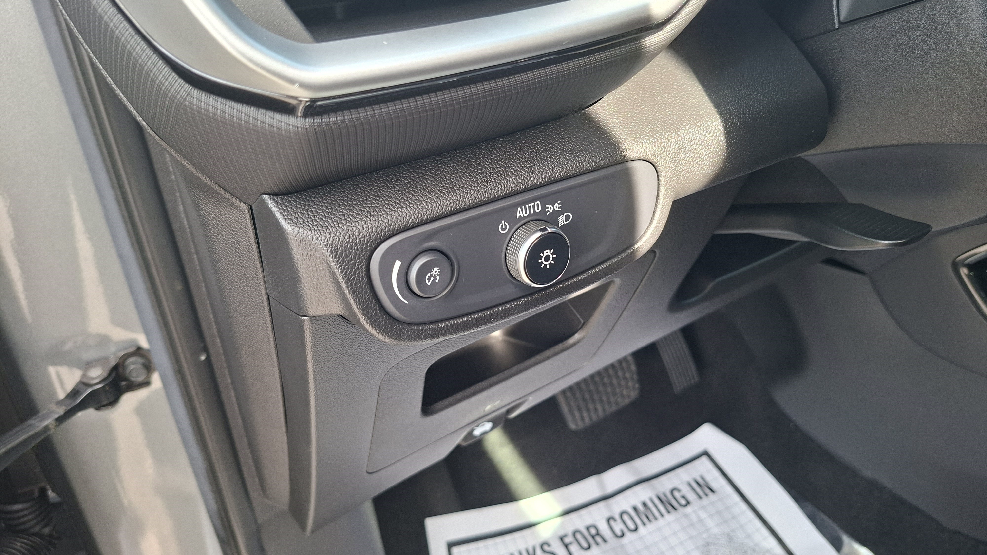 Used 2023 Chevrolet TrailBlazer LS FWD image 10