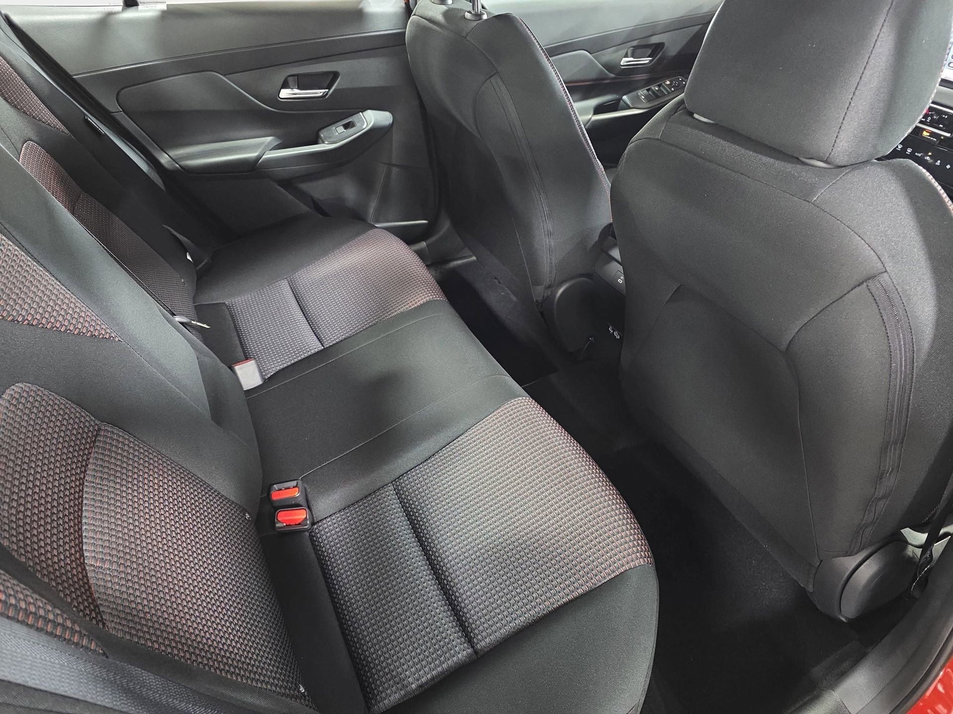 New 2026 Nissan Sentra SR w/ Floor Mat Package image 11