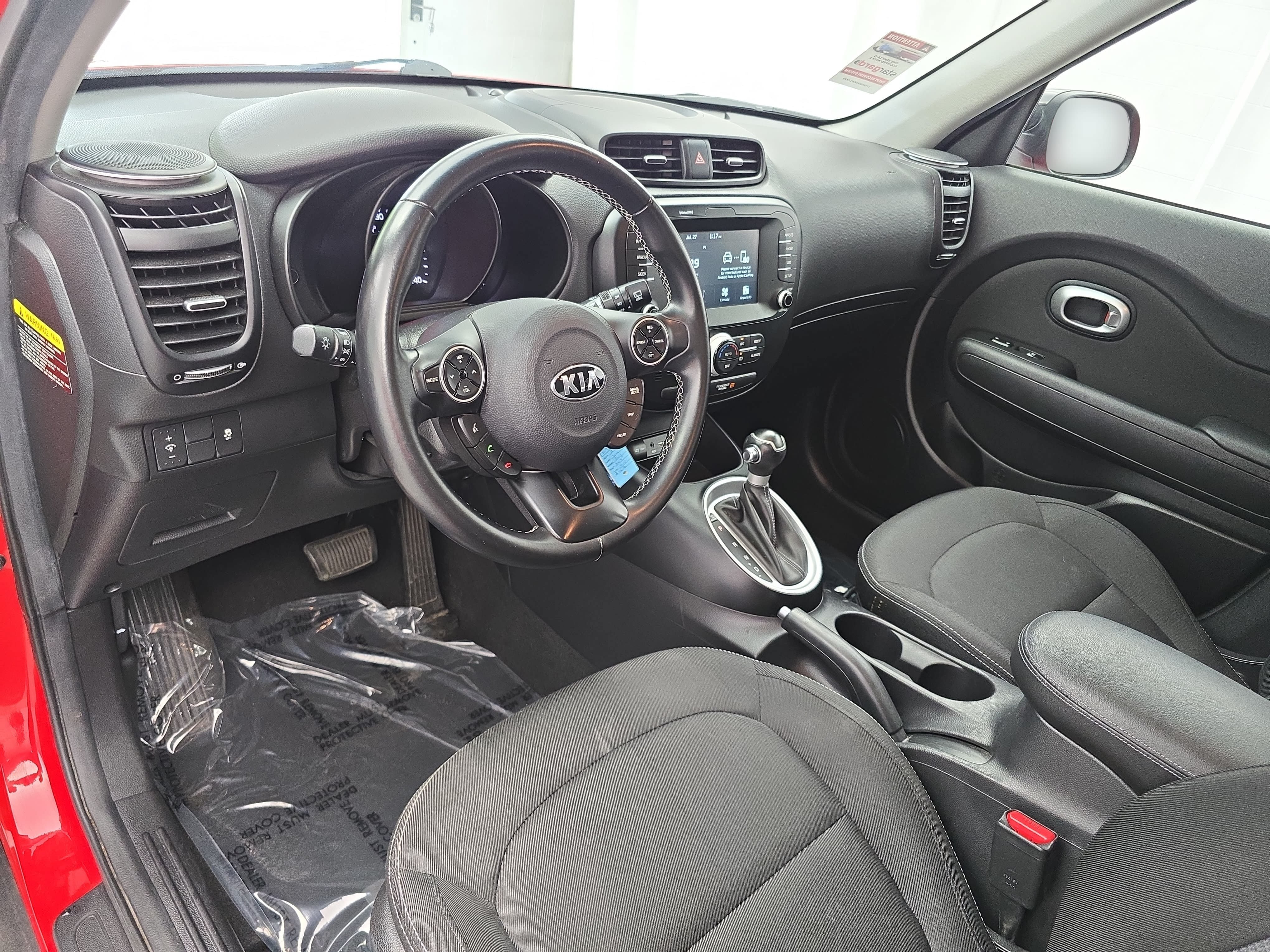 Used 2019 Kia Soul + FWD image 15