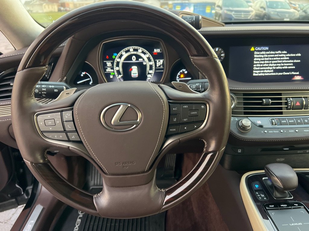 Used 2020 Lexus LS 500 AWD image 31