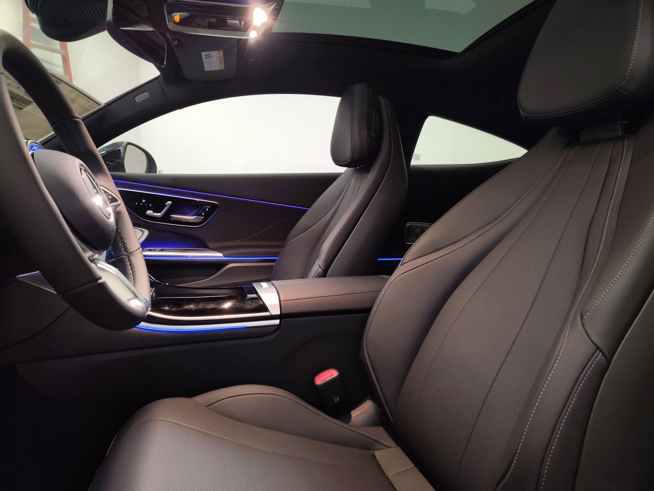 New 2026 Mercedes-Benz CLE 300 4MATIC Coupe image 5