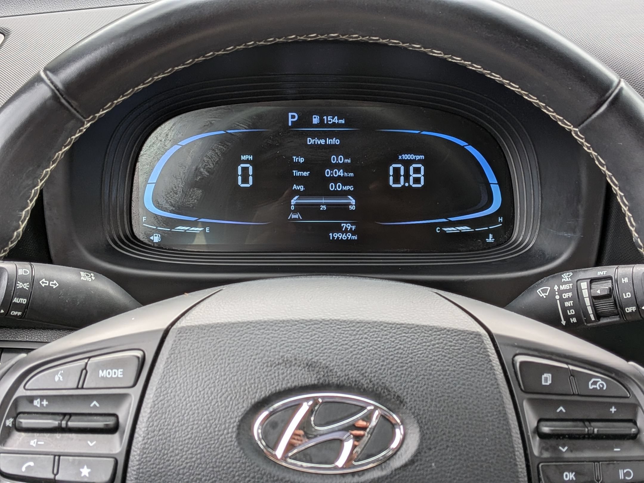 Used 2024 Hyundai Venue Limited FWD image 20