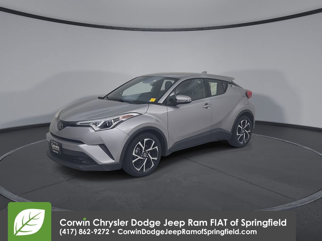 Used 2019 Toyota C-HR XLE FWD image 7