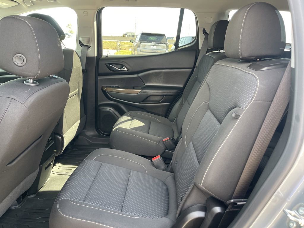 Certified 2023 GMC Acadia SLE w/ Driver Convenience Package image 17