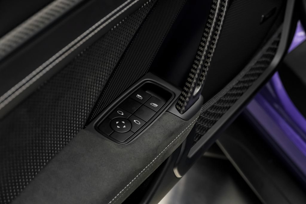 Used 2025 Porsche 911 GT3 RS RWD image 43