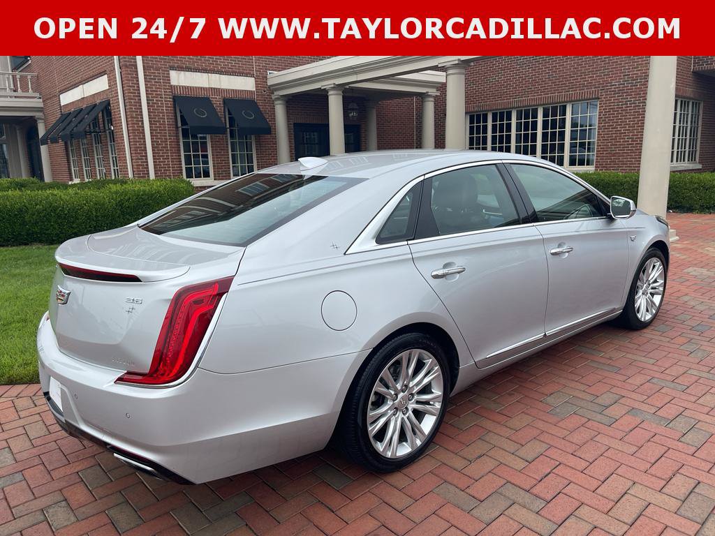 Used 2018 Cadillac XTS Luxury AWD/4WD image 8