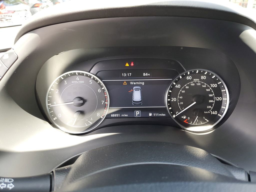 Used 2022 Nissan Armada SL w/ Midnight Edition Package image 26