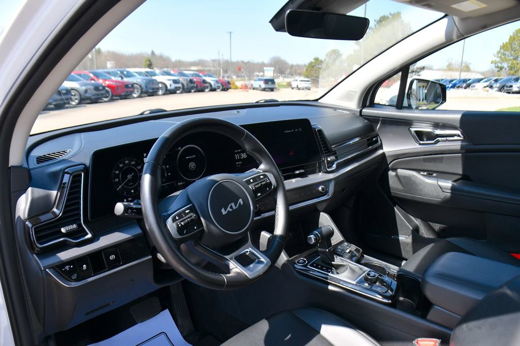 Used 2023 Kia Sportage SX FWD image 11