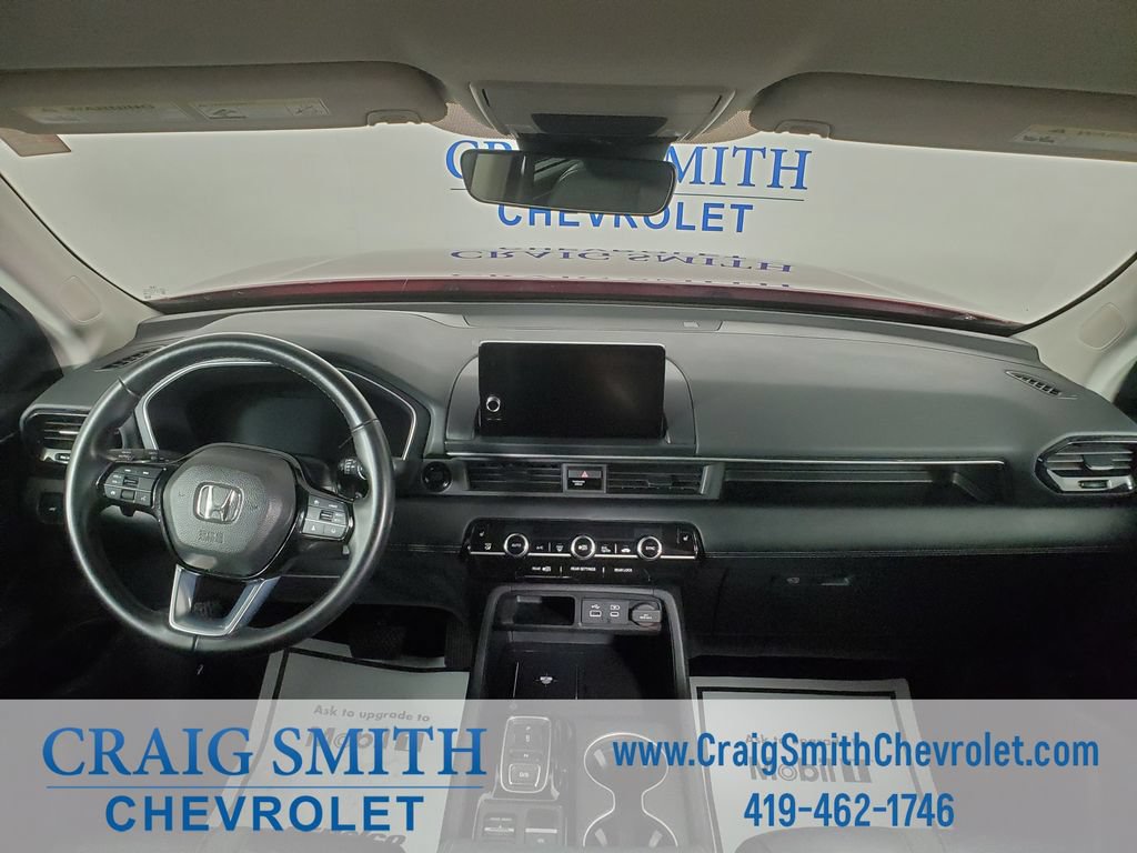Used 2025 Honda Pilot EX-L image 17