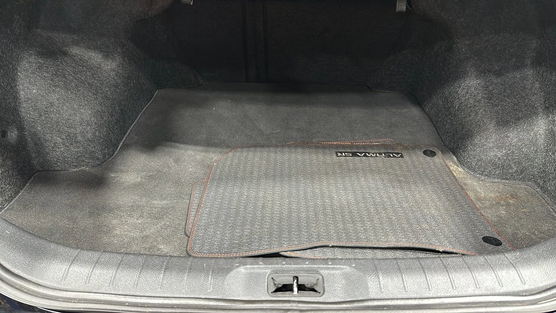 Used 2019 Nissan Altima 2.5 SR w/ SR Premium Package AWD/4WD image 13