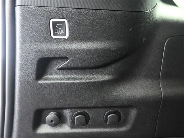 Used 2023 Jeep Wagoneer L Series II image 27