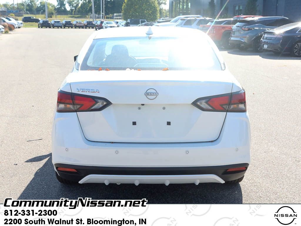New 2025 Nissan Versa SV w/ Trunk Package image 6