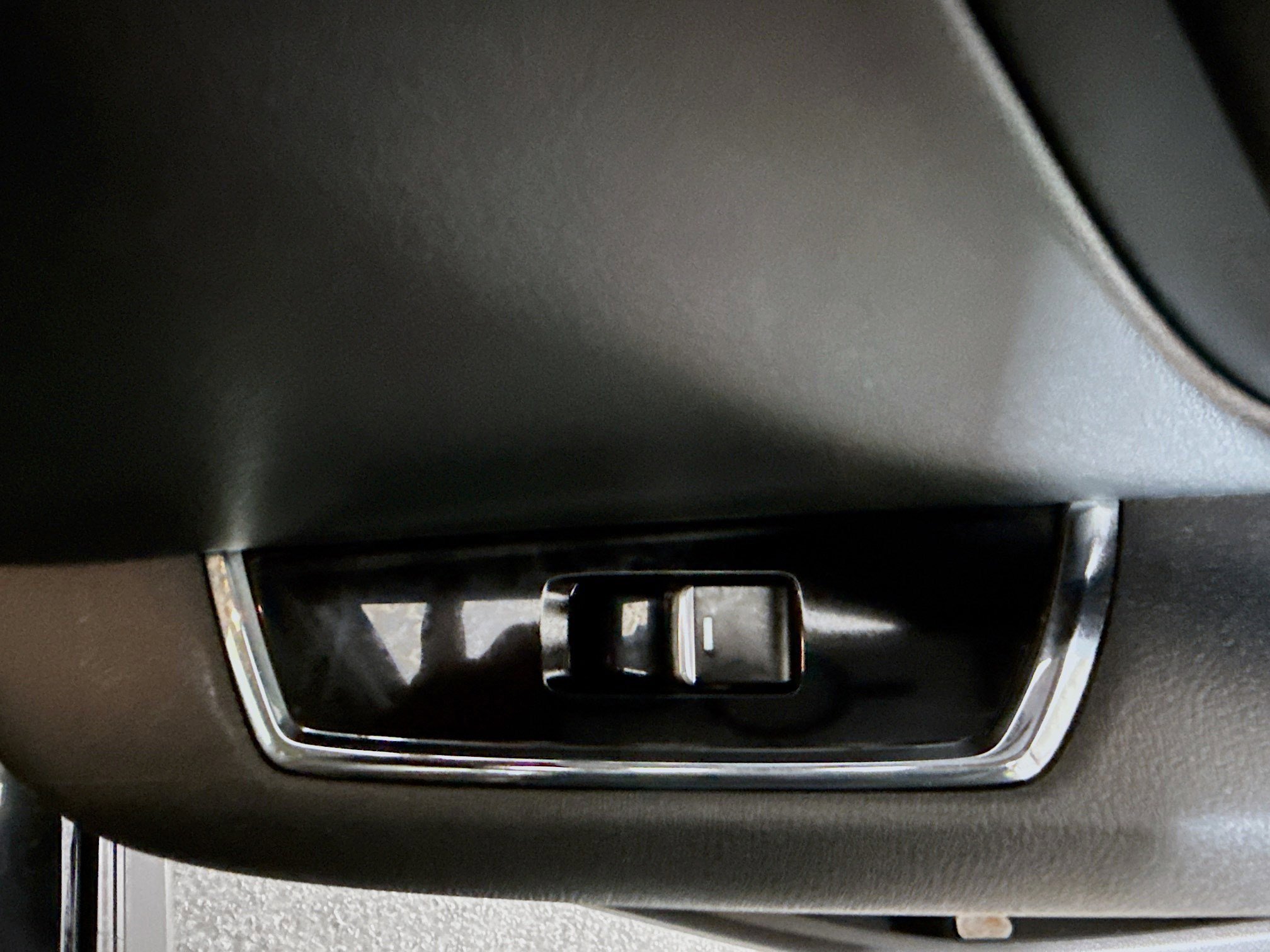 Used 2023 MAZDA CX-9 Touring image 31