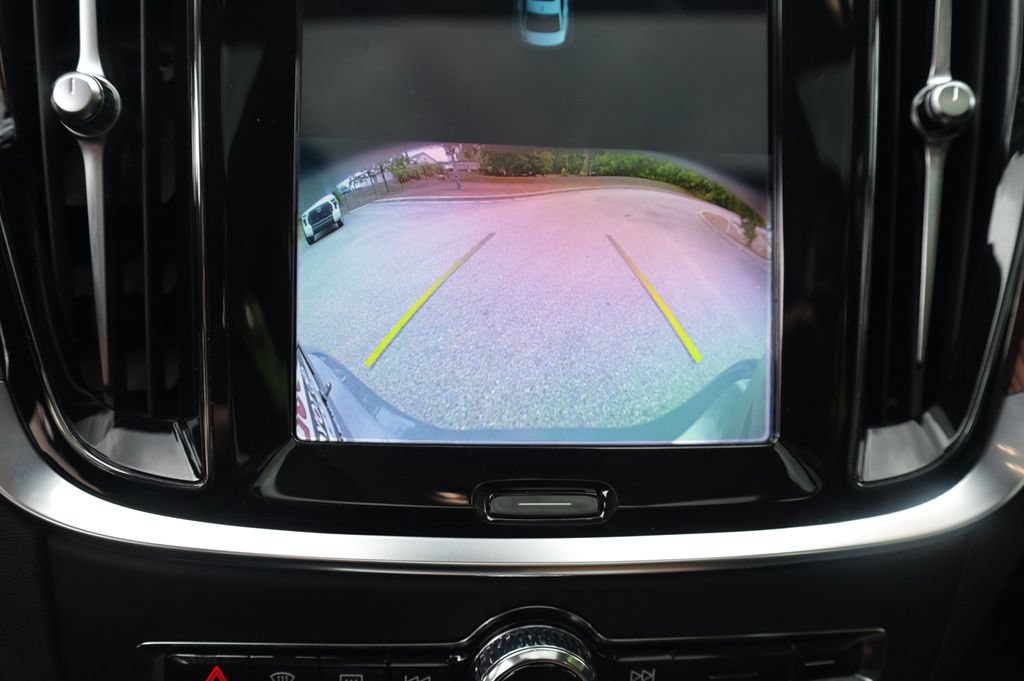 Used 2023 Volvo S60 B5 Plus w/ Climate Package FWD image 29