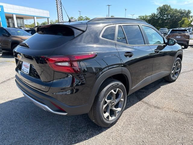 New 2026 Chevrolet Trax LT FWD image 3