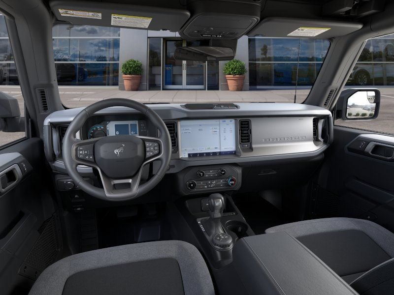 New 2025 Ford Bronco 4-Door AWD/4WD image 9