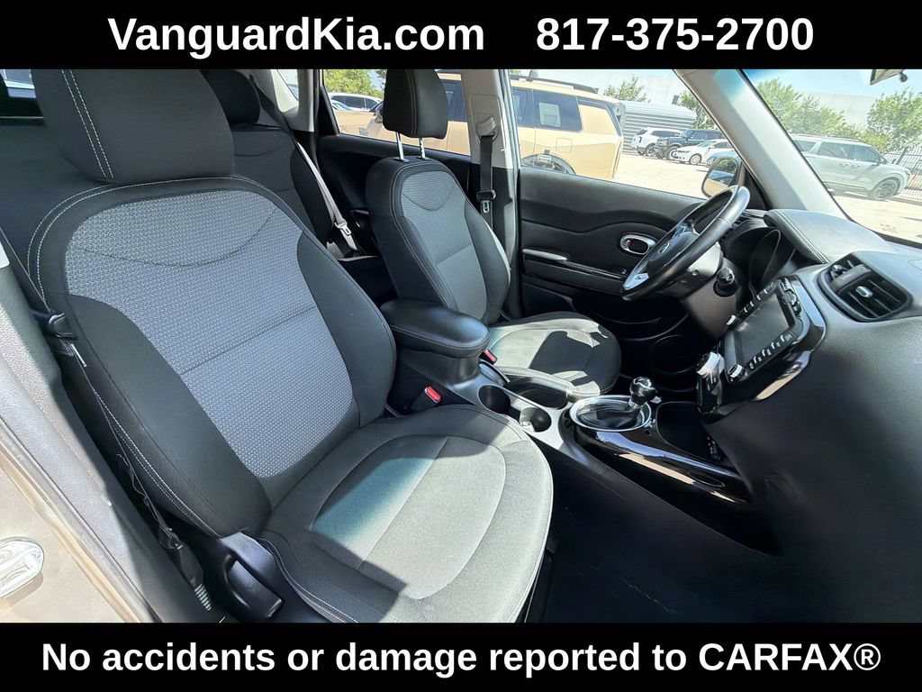 Used 2017 Kia Soul + w/ Audio Package FWD image 28