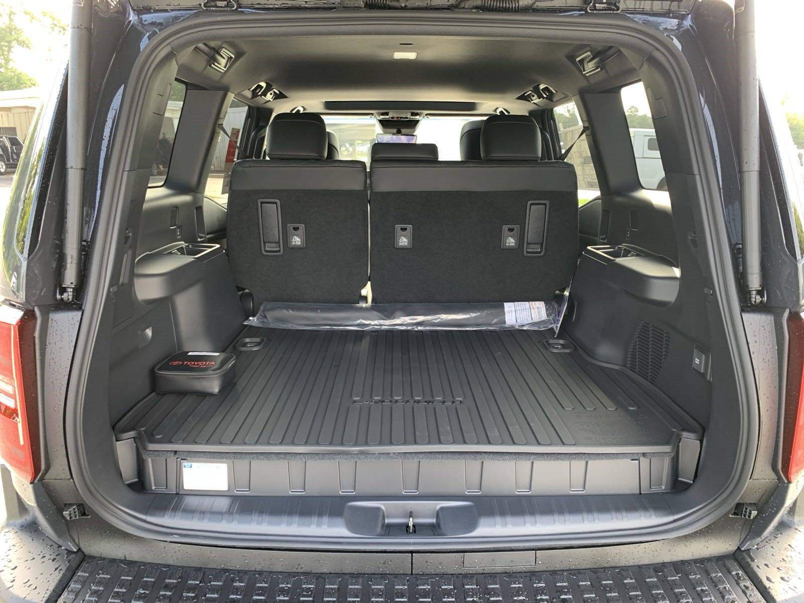 New 2024 Toyota Land Cruiser w/ Premium Package AWD/4WD image 43