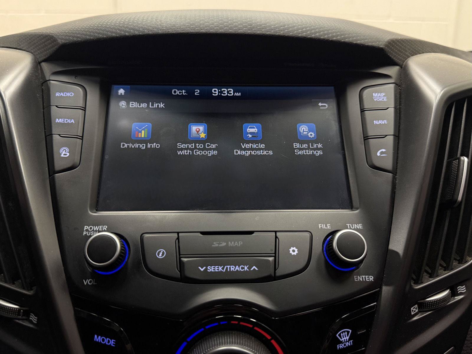 Used 2017 Hyundai Veloster Turbo w/ Tech Package 02 FWD image 33