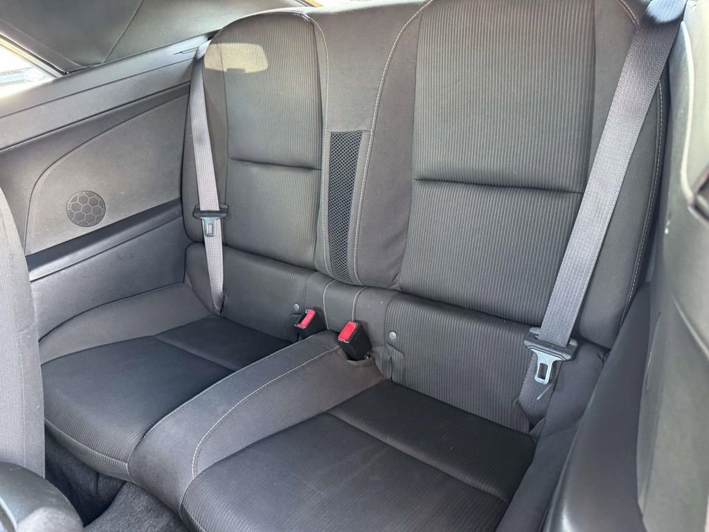 Used 2015 Chevrolet Camaro LT RWD image 9
