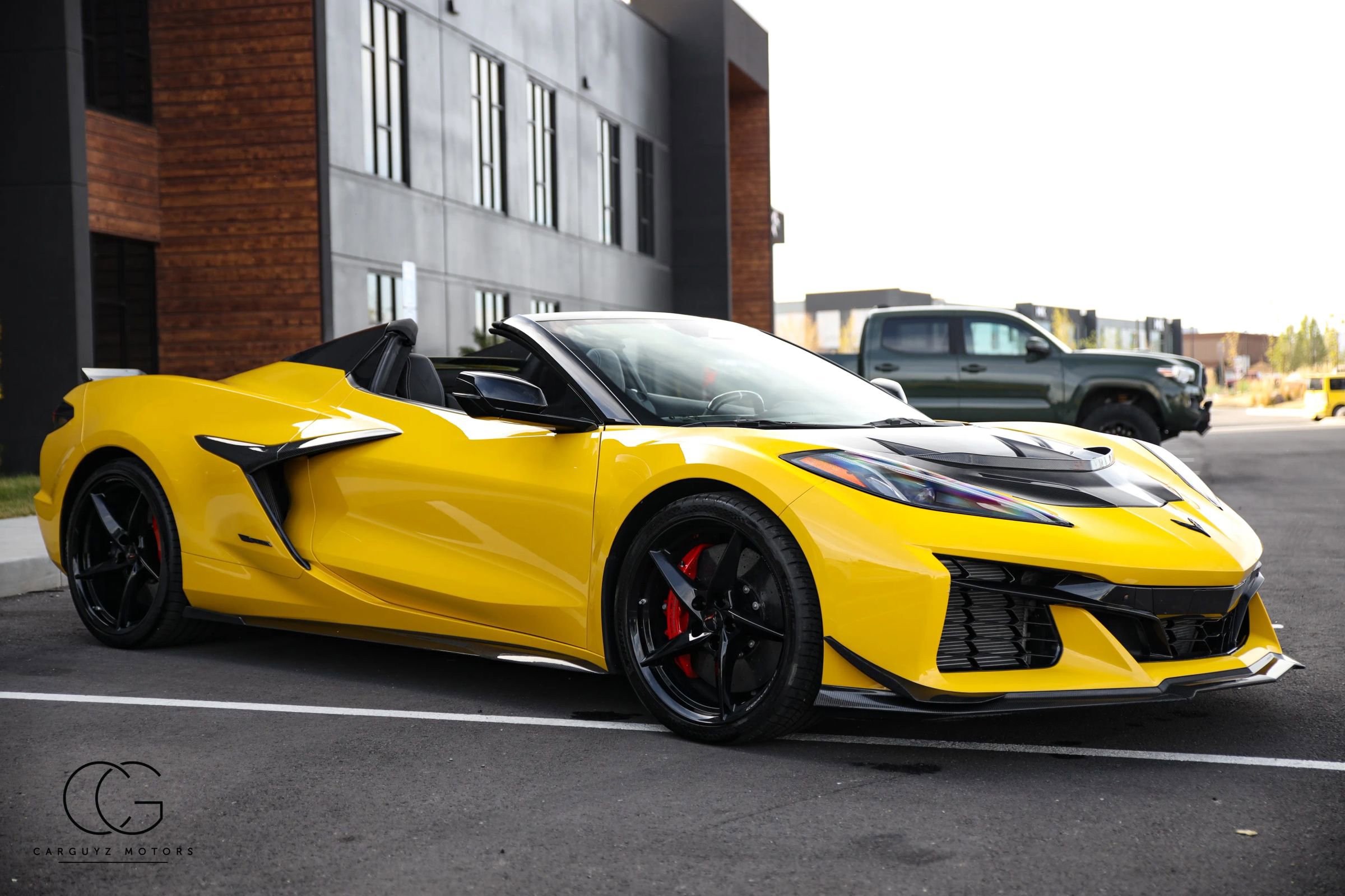 Used 2025 Chevrolet Corvette E-Ray image 17