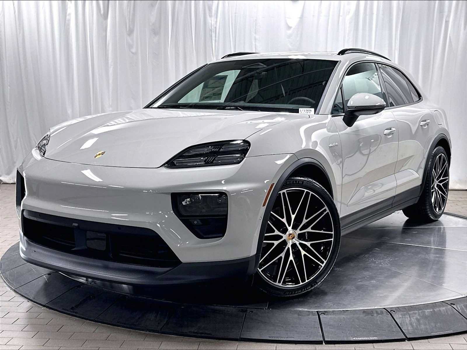 New 2026 Porsche Macan 4 Electric AWD/4WD image 1